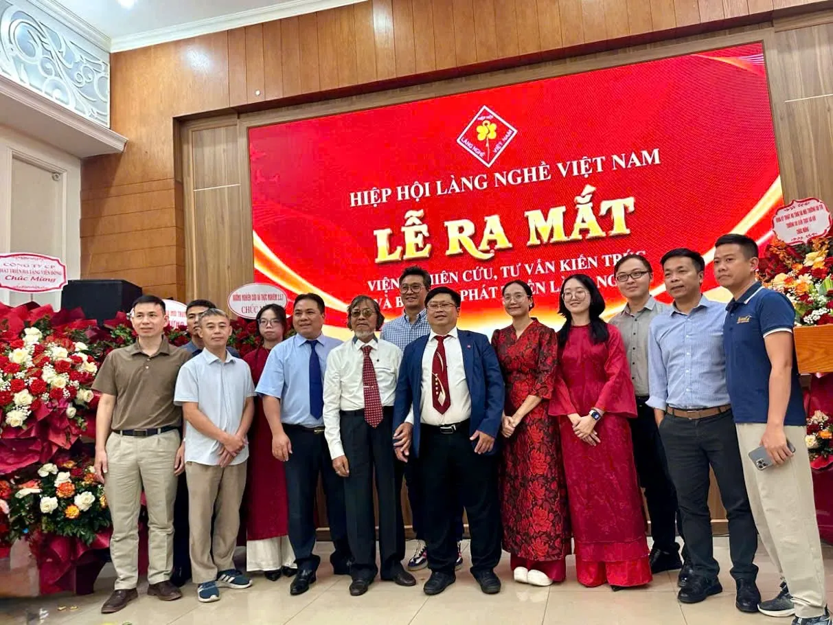 Viện Nghi&ecirc;n cứu, Tư vấn Kiến tr&uacute;c v&agrave; Bảo tồn ph&aacute;t triển L&agrave;ng nghề ch&iacute;nh thức đi v&agrave;o hoạt động
